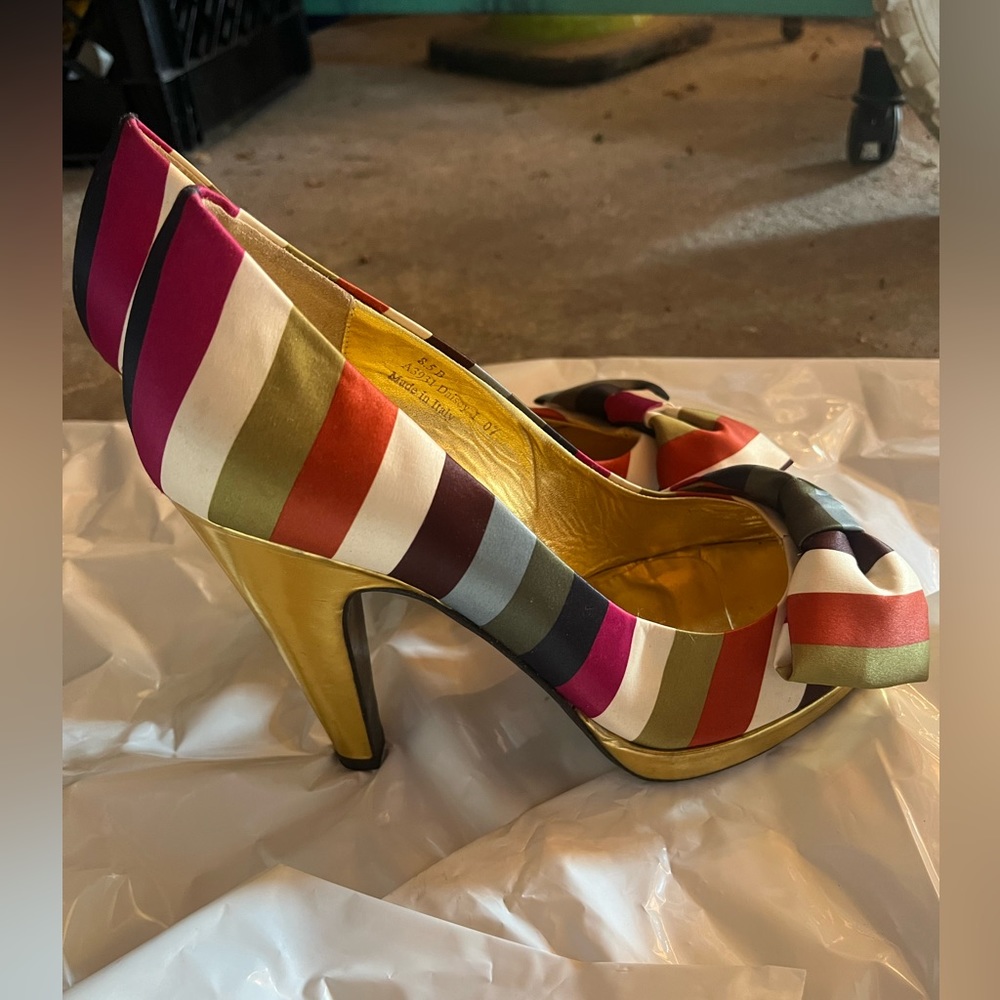 womens coach heels